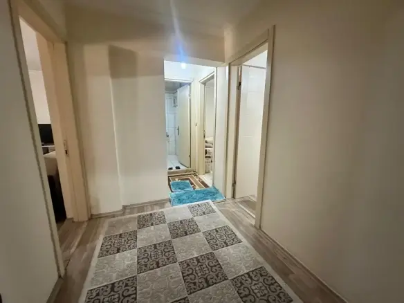 13 EYLÜL OKULU ALTINDA SATILIK DAİRE