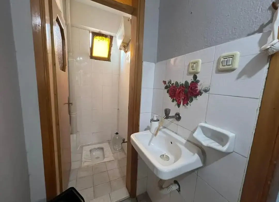 MUZAFFER TEZCAN CADDESİNDE SATILIK DAİRE