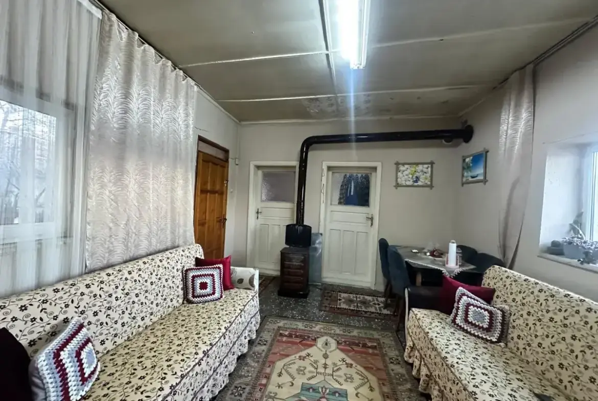 YENİ PAZAR YERİ ÜZERNDE SATILIK MÜSTAKİL EV