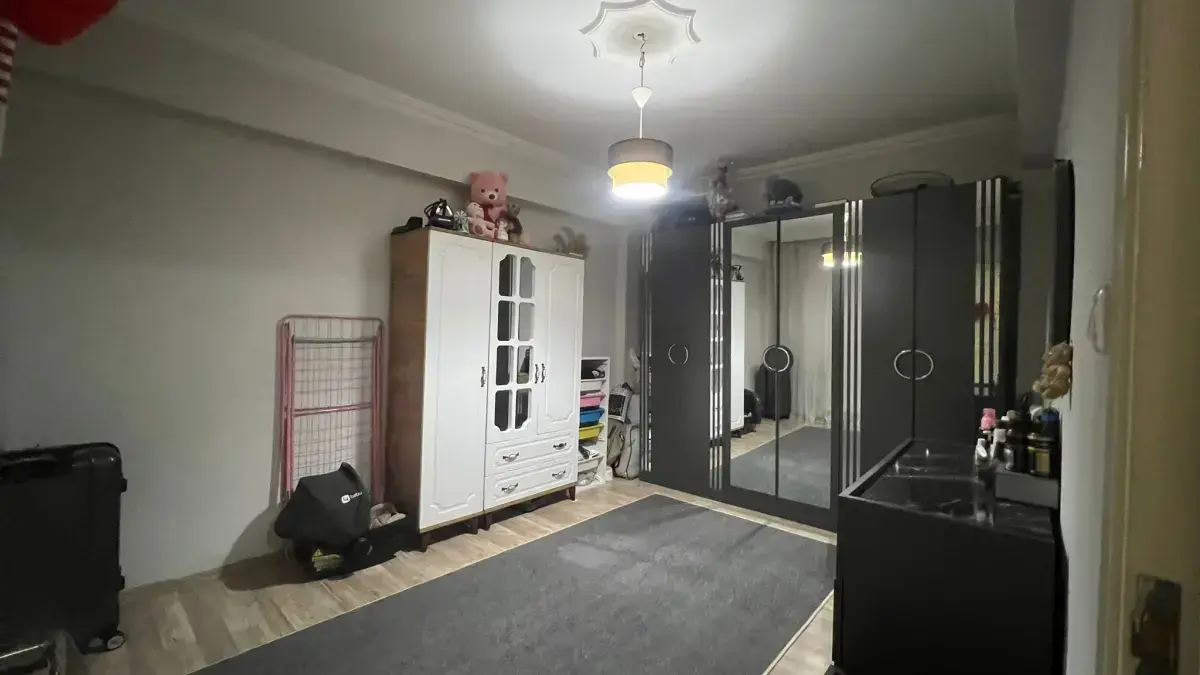 TURGUTAP MAHALLESİNDE HAVUZLU PARK YANINDA SATILIK DAİRE