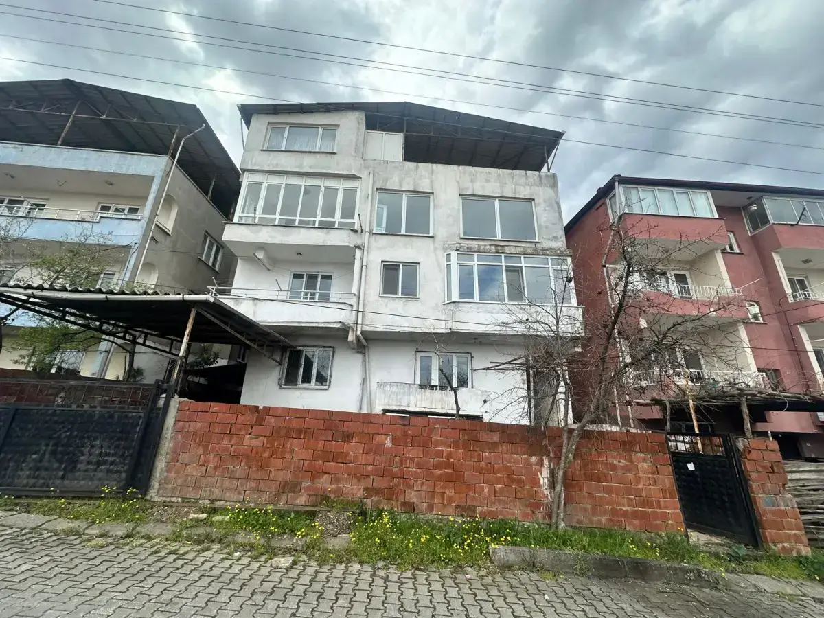 FAİK USTA CİVARI MÜSTAKİL BİNA