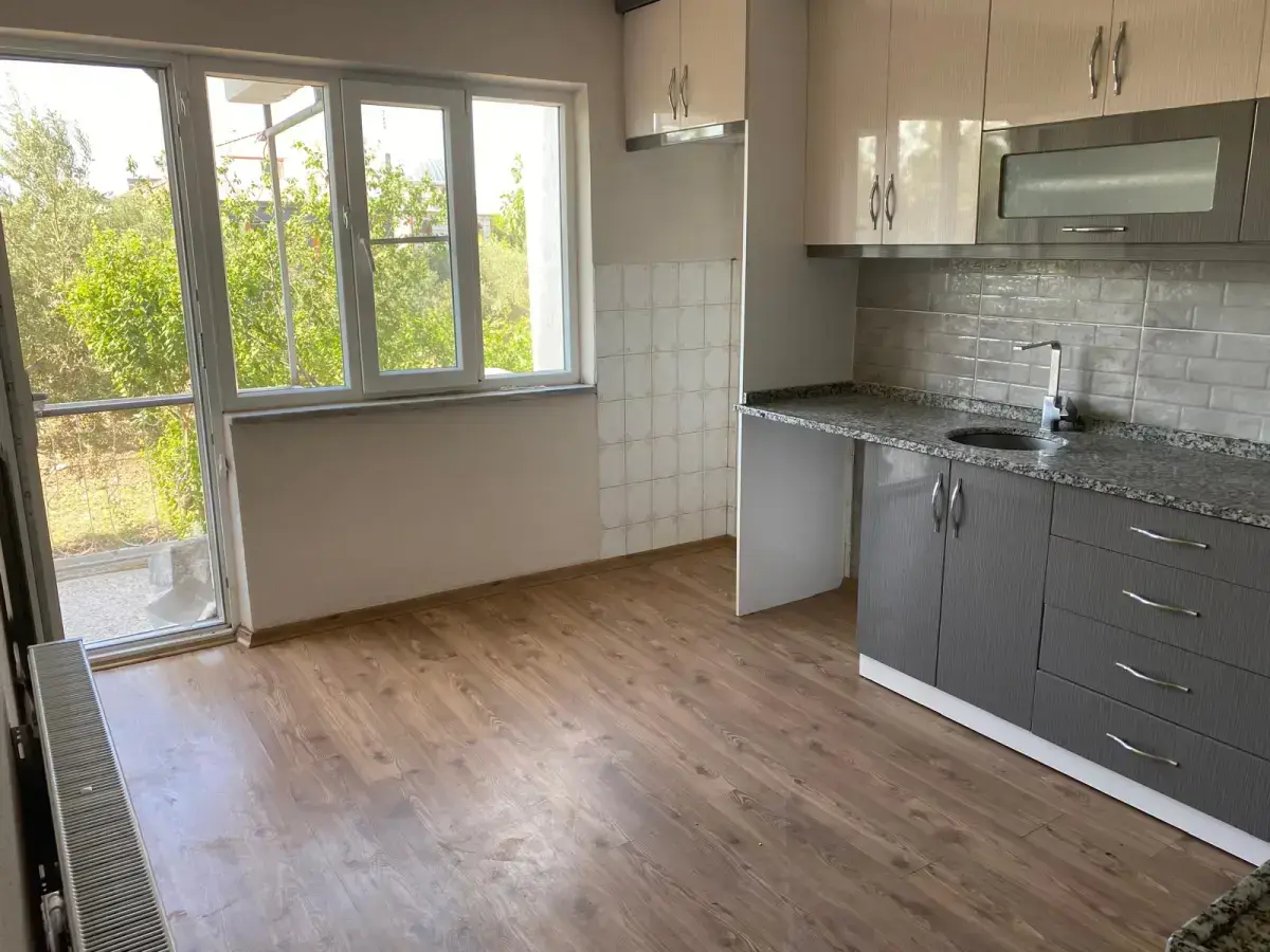HÜRRİYET MAHALLESİ ESKİ KAMYON GARAJI CİVARI SATILIK DAİRE