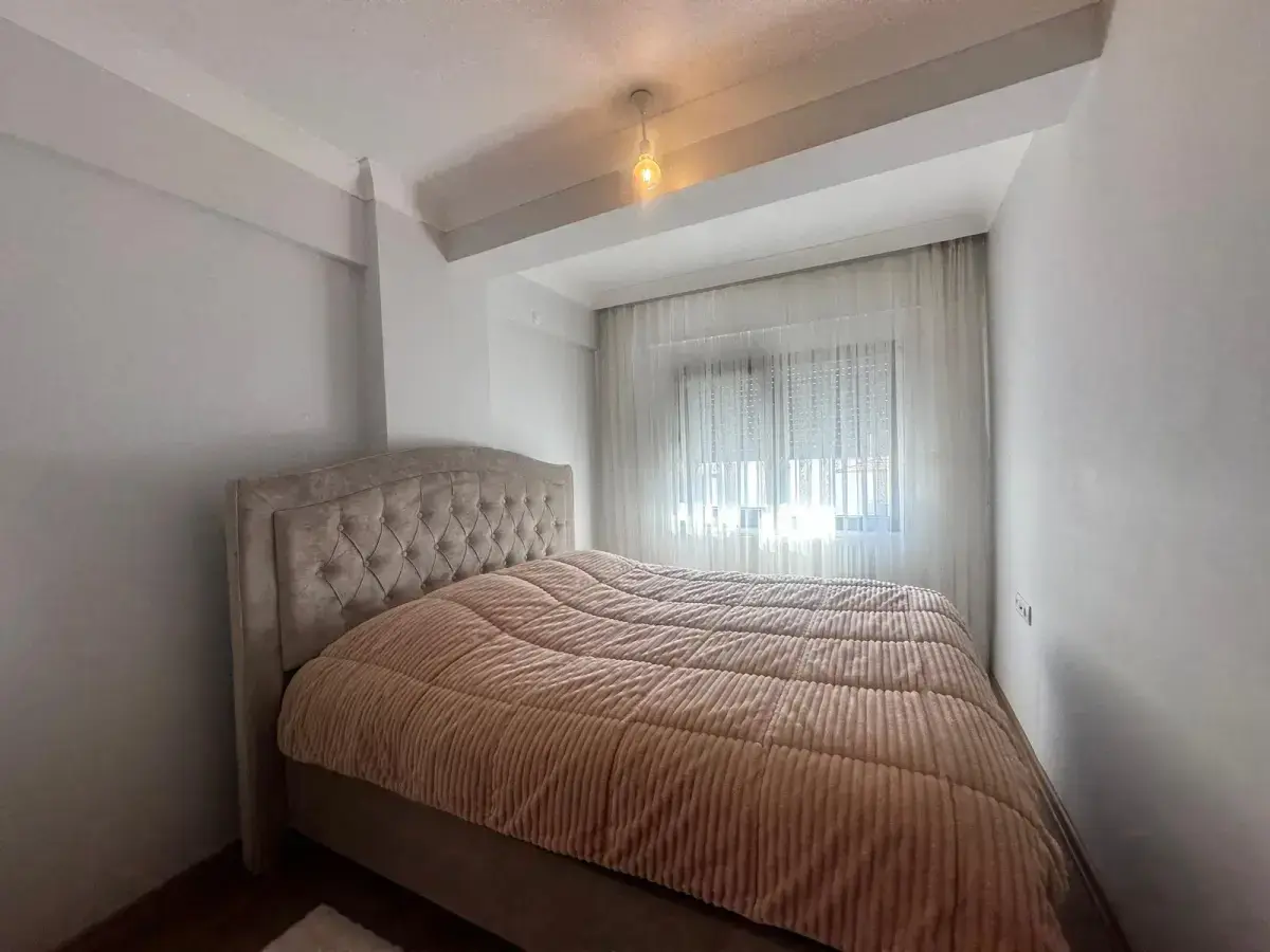 ÇORBACI AZİZ CİVARI CADDE ÜZERİ SATILIK DAİRE