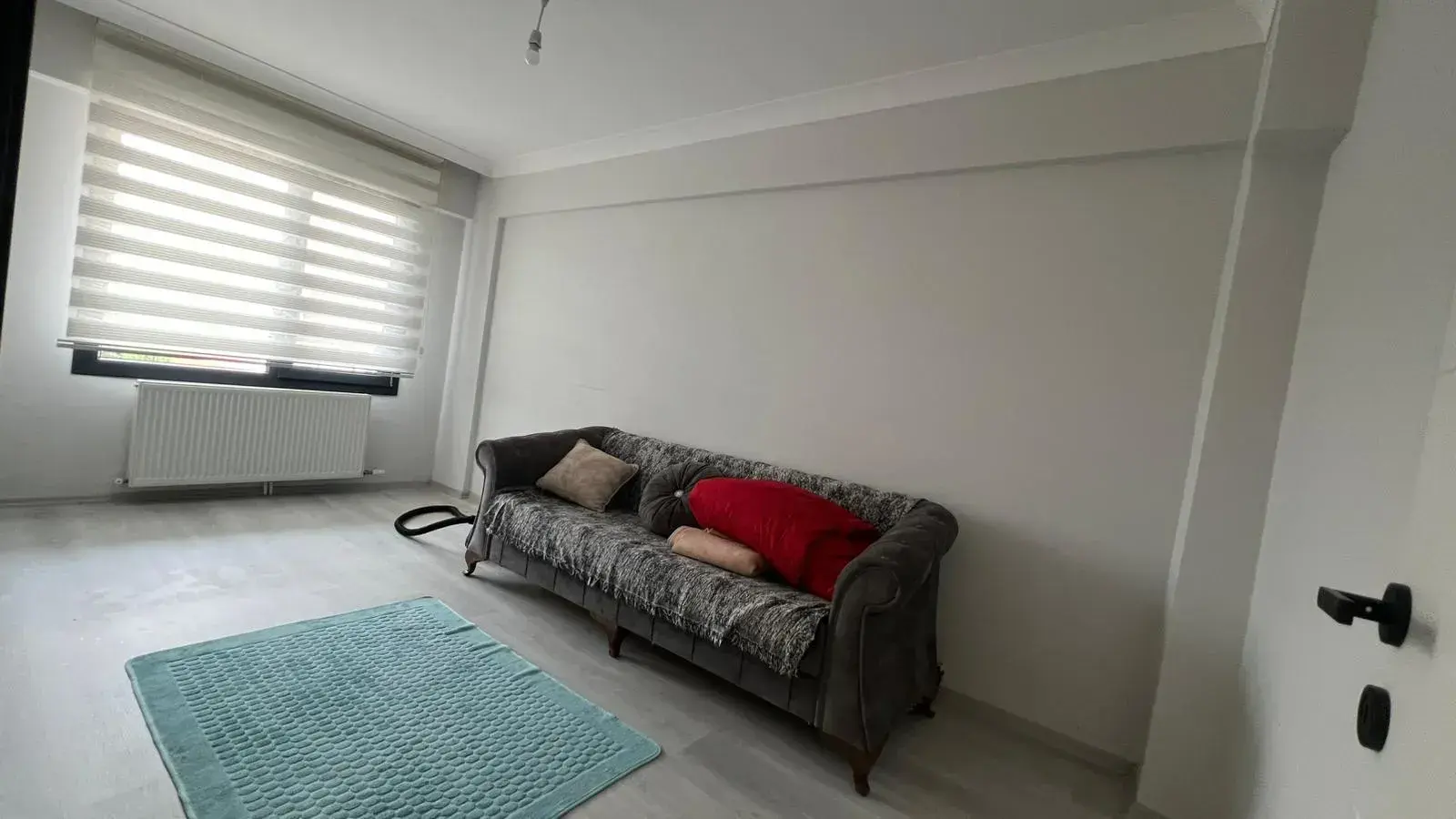 MERKEZDE EŞYALI KİRALIK DAİRE
