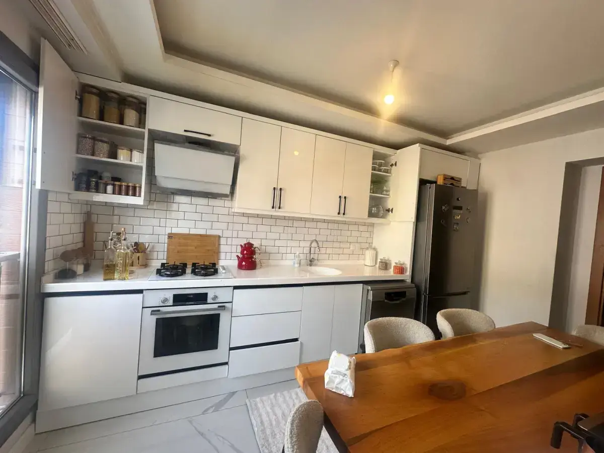 ÇORBACI AZİZ CİVARI CADDE ÜZERİ SATILIK DAİRE