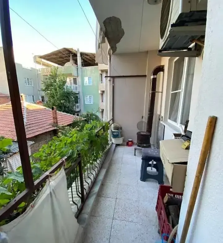 TURGUTALP MAHALLESİ HELVACI DURAĞI CİVARINDA SATILIK DAİRE