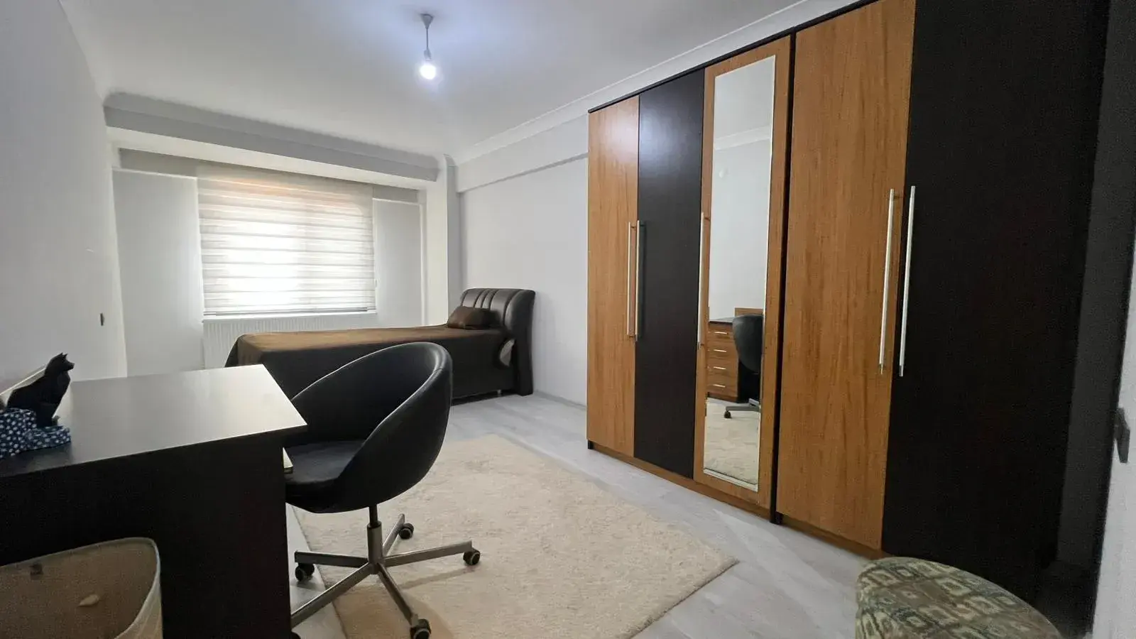 MERKEZDE EŞYALI KİRALIK DAİRE