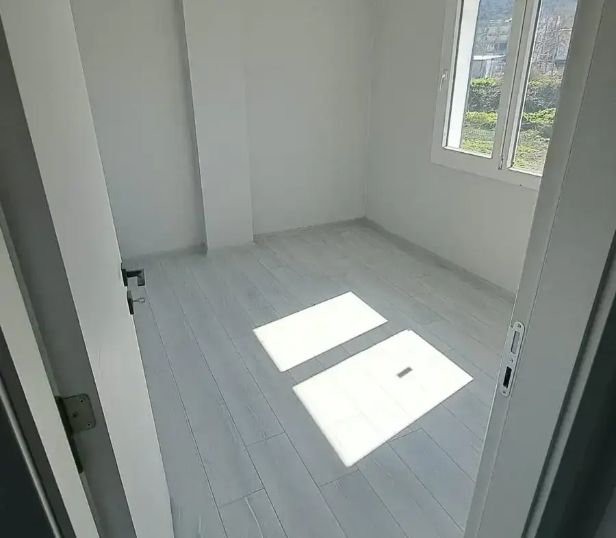 TURGUTALP MAHALLESİNDE SATILIK YATIRIMLIK DAİRE