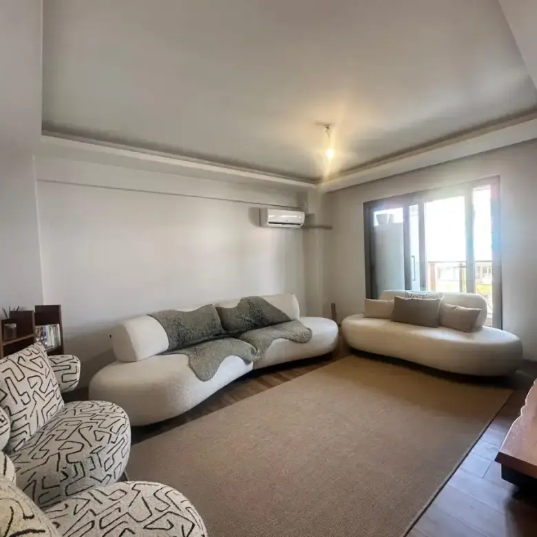 ÇORBACI AZİZ CİVARI CADDE ÜZERİ SATILIK DAİRE
