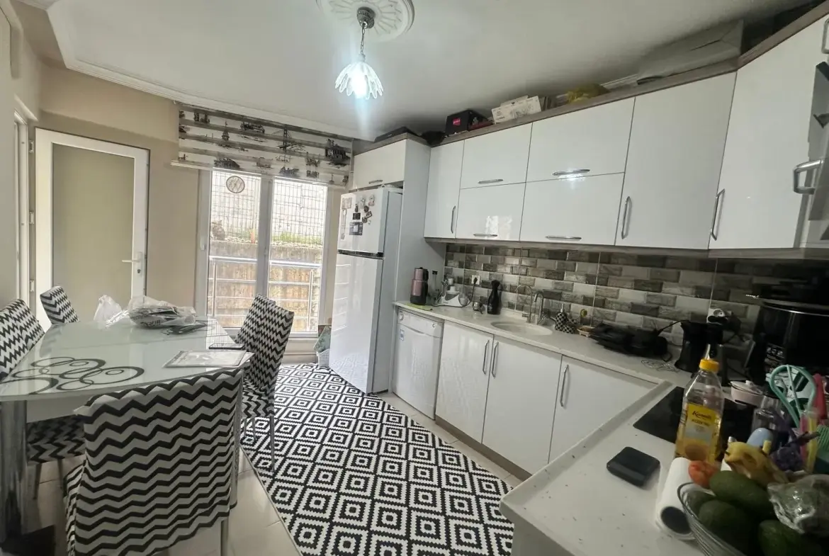 TURGUTALP MAHALLESİ ŞEHİTLİK CİVARI SATILIK DAİRE
