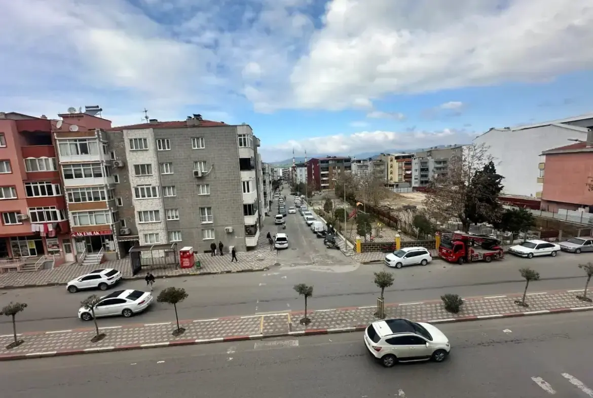 ÇORBACI AZİZ CİVARI SICAKSULU KİRALIK DAİRE
