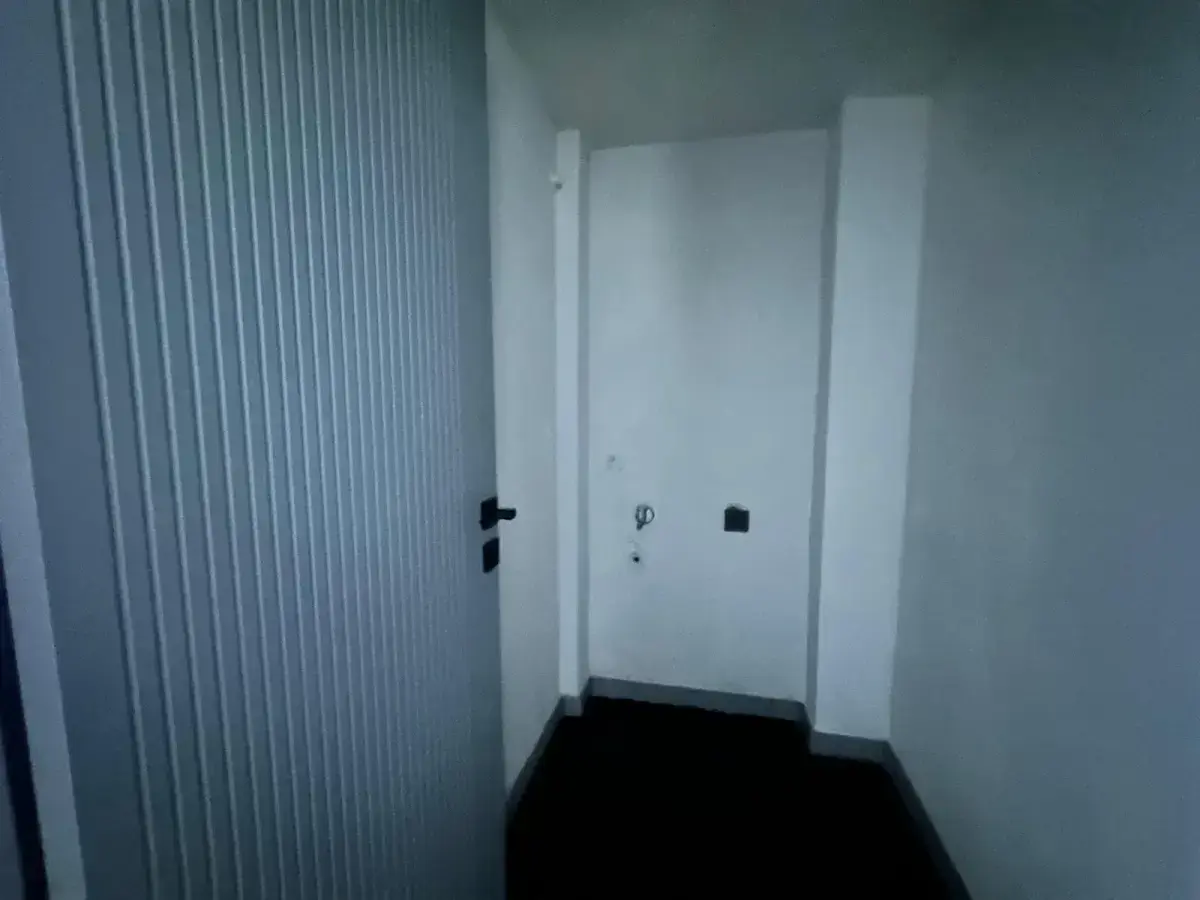 MERKEZDE FATİH CADDESİNDE KİRALIK DAİRE