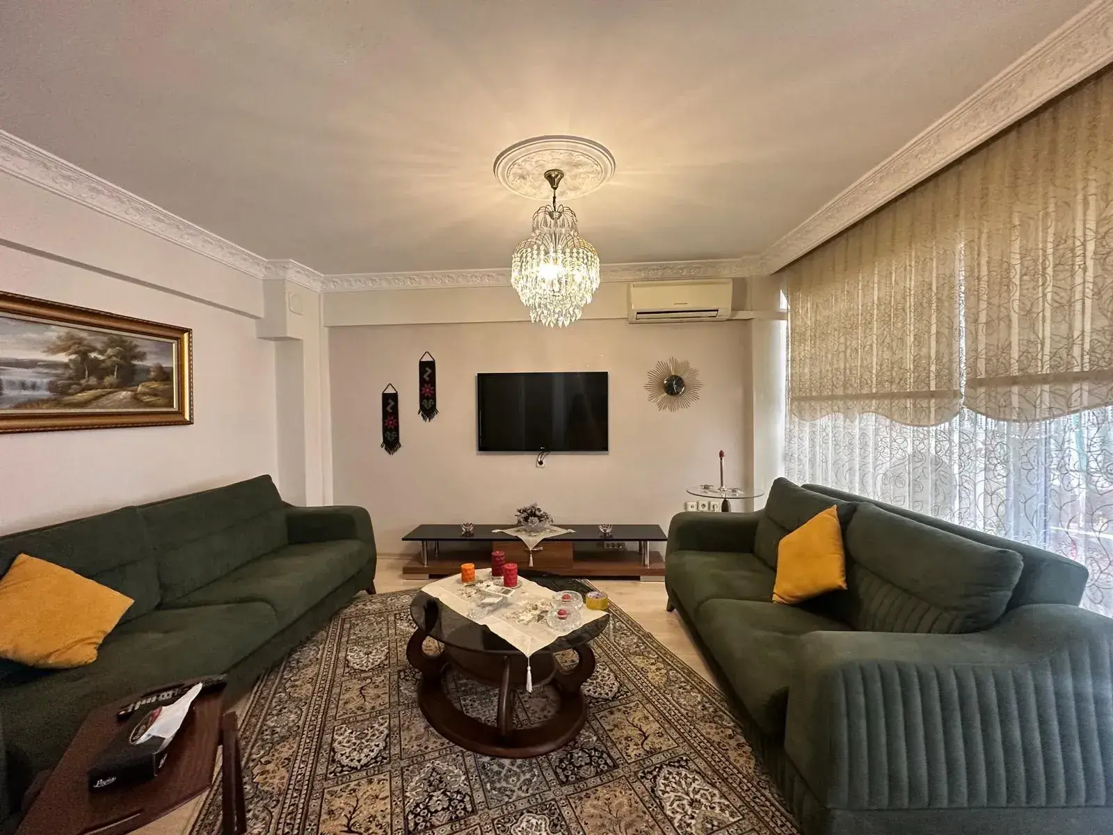 MERKEZDE TAHSİN BAYKAL CADDESİNDE SATILIK DAİRE