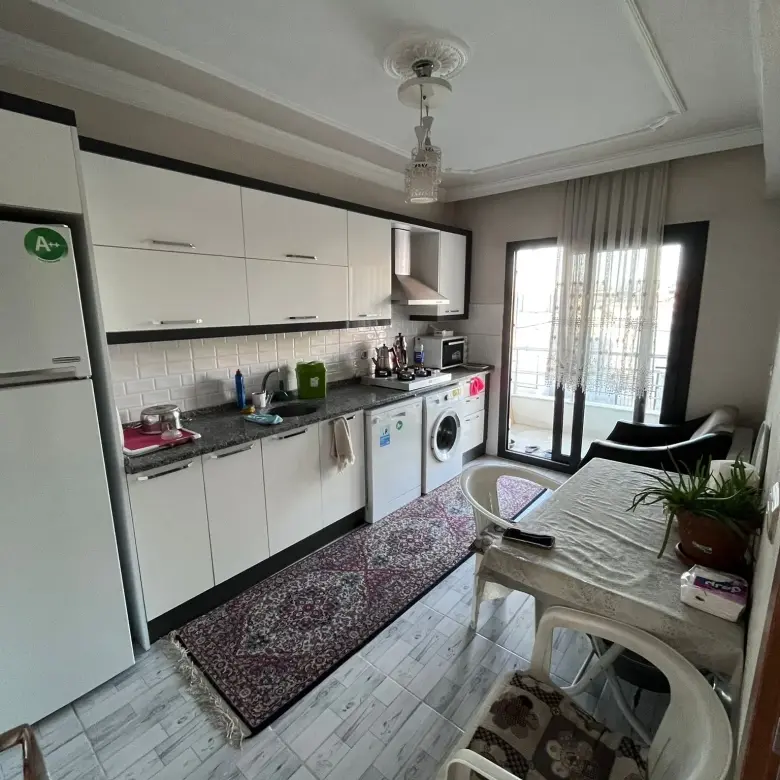 SOMA PAZAR YERİ ÜZERİNDE EŞYALI KİRALIK DAİRE