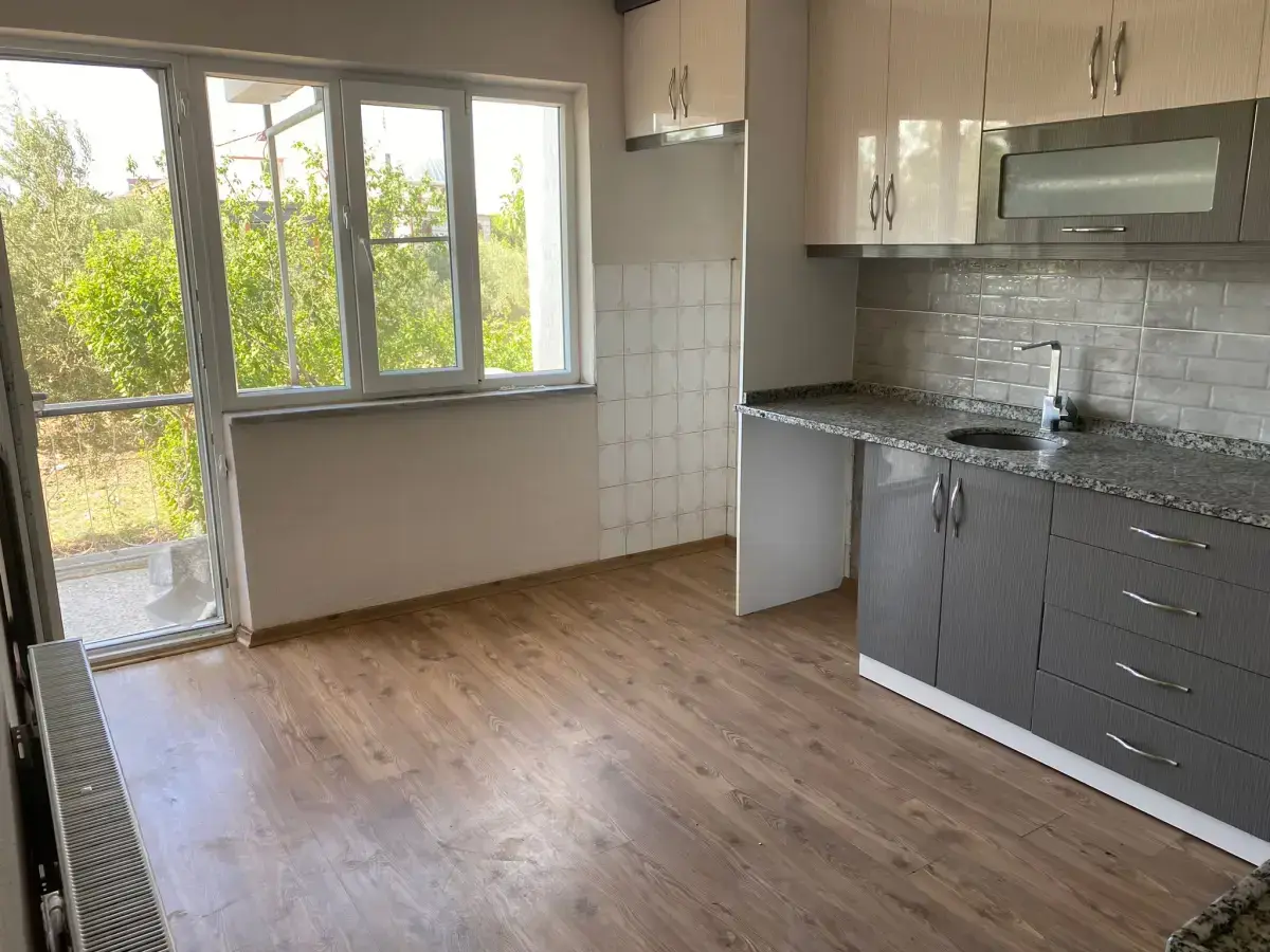 HÜRRİYET MAHALLESİ ESKİ KAMYON GARAJI CİVARI SATILIK DAİRE