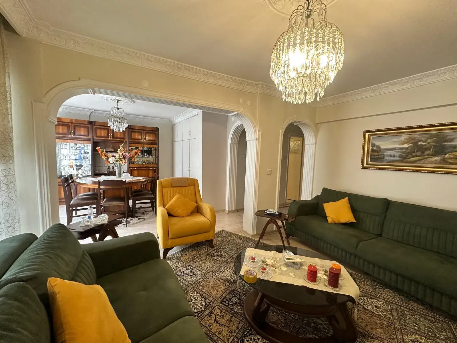 MERKEZDE TAHSİN BAYKAL CADDESİNDE SATILIK DAİRE