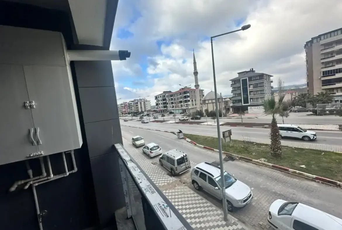 TURGUTALP MAHALLESİ BARIŞMANÇO KAVŞAĞINDA SATILIK DAİRE
