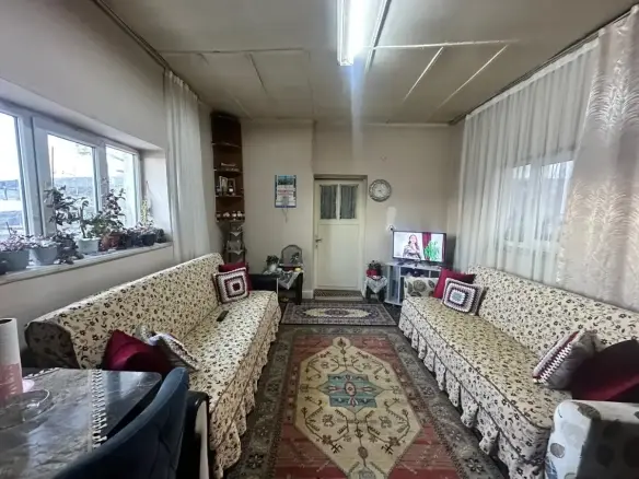 YENİ PAZAR YERİ ÜZERNDE SATILIK MÜSTAKİL EV