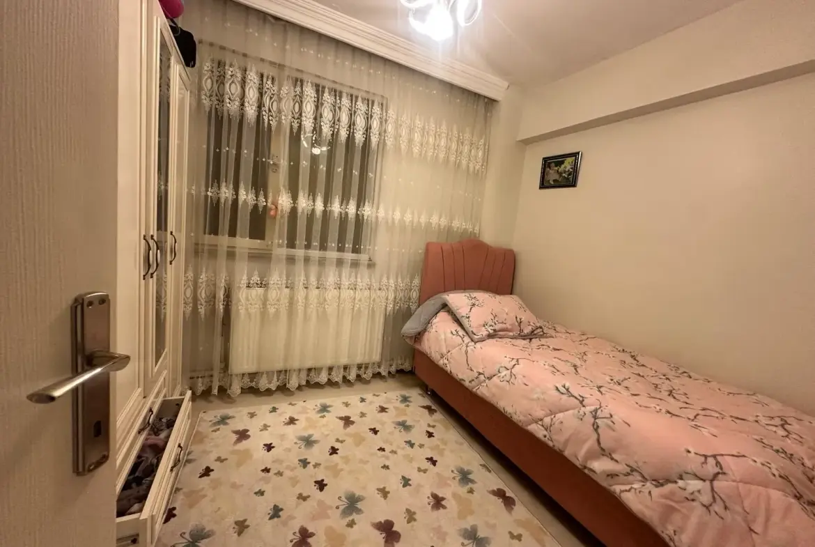 HÜRRİYET MAHALLESİ BÜYÜK MİGROS ALTINDA SATILIK DAİRE