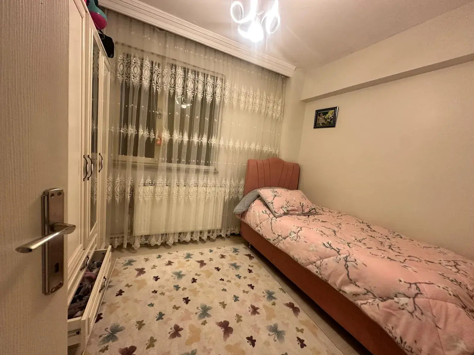 HÜRRİYET MAHALLESİ BÜYÜK MİGROS ALTINDA SATILIK DAİRE