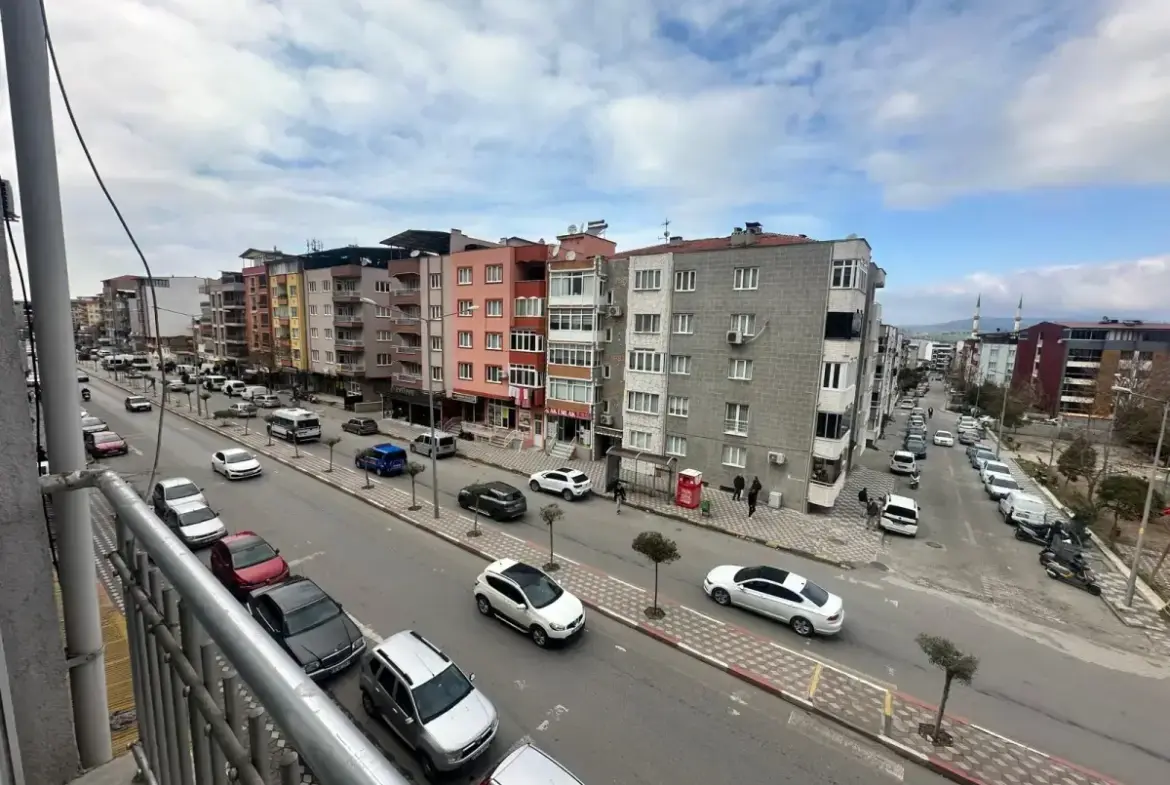 ÇORBACI AZİZ CİVARI SICAKSULU KİRALIK DAİRE
