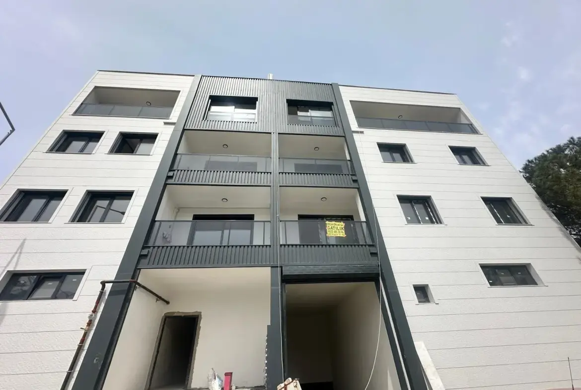 İZMİR KINIK'DA SATILIK SIFIR DAİRE