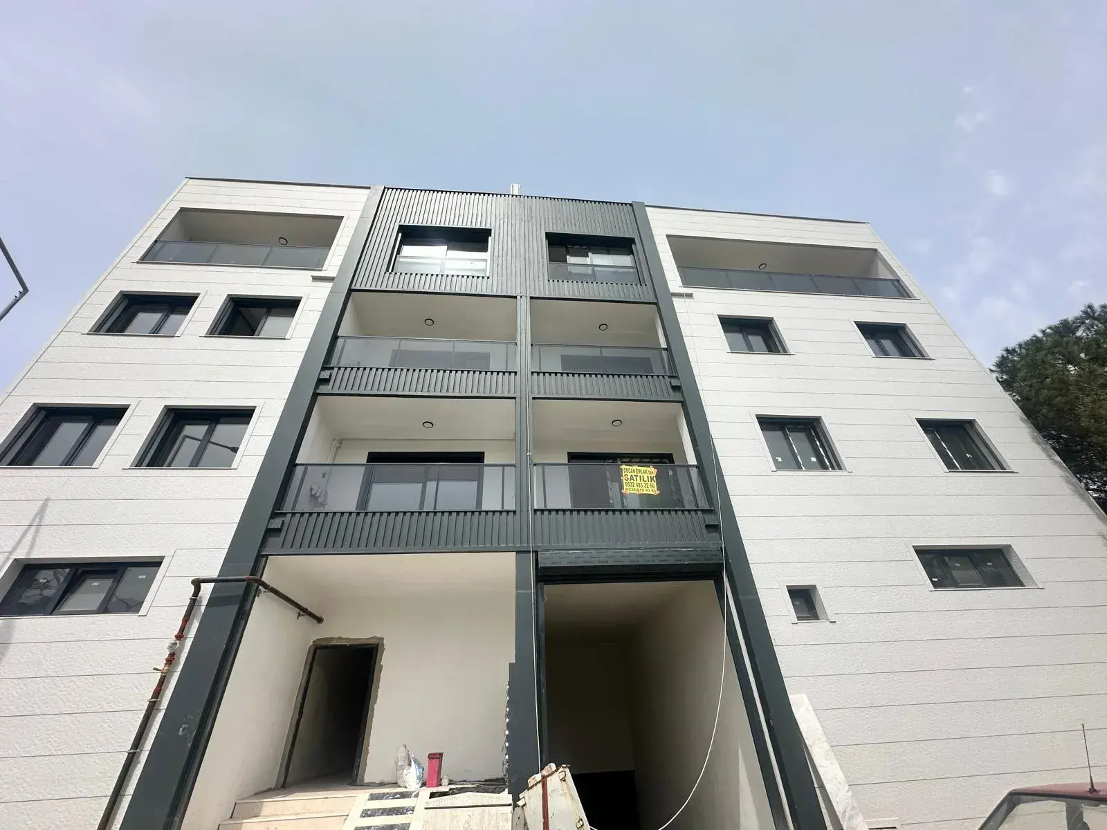 İZMİR KINIK'DA SATILIK SIFIR DAİRE