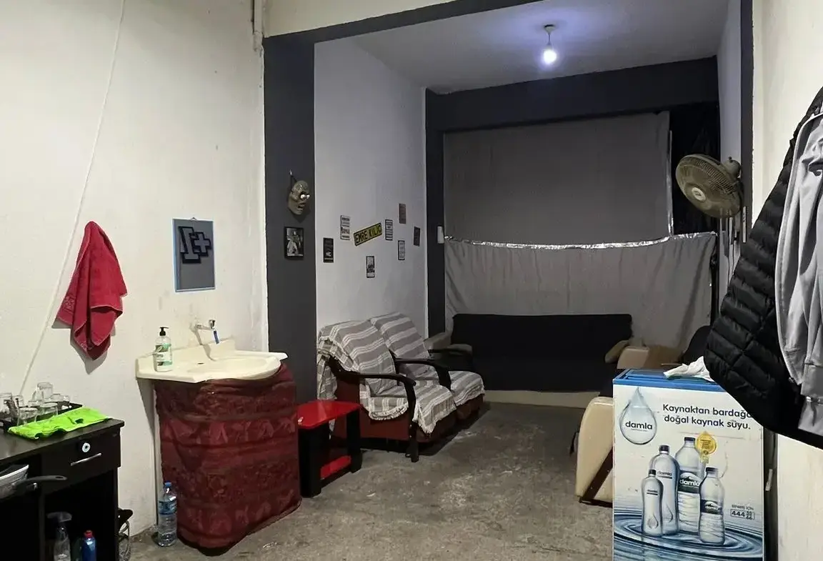 KUBBELİ CAMİ CİVARI ACİL SATILIK DÜKKAN