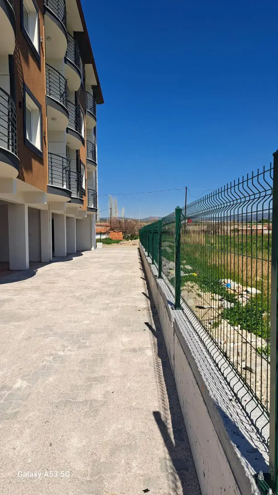 TURGUTALP MAHALLESİNDE SATILIK YATIRIMLIK DAİRE