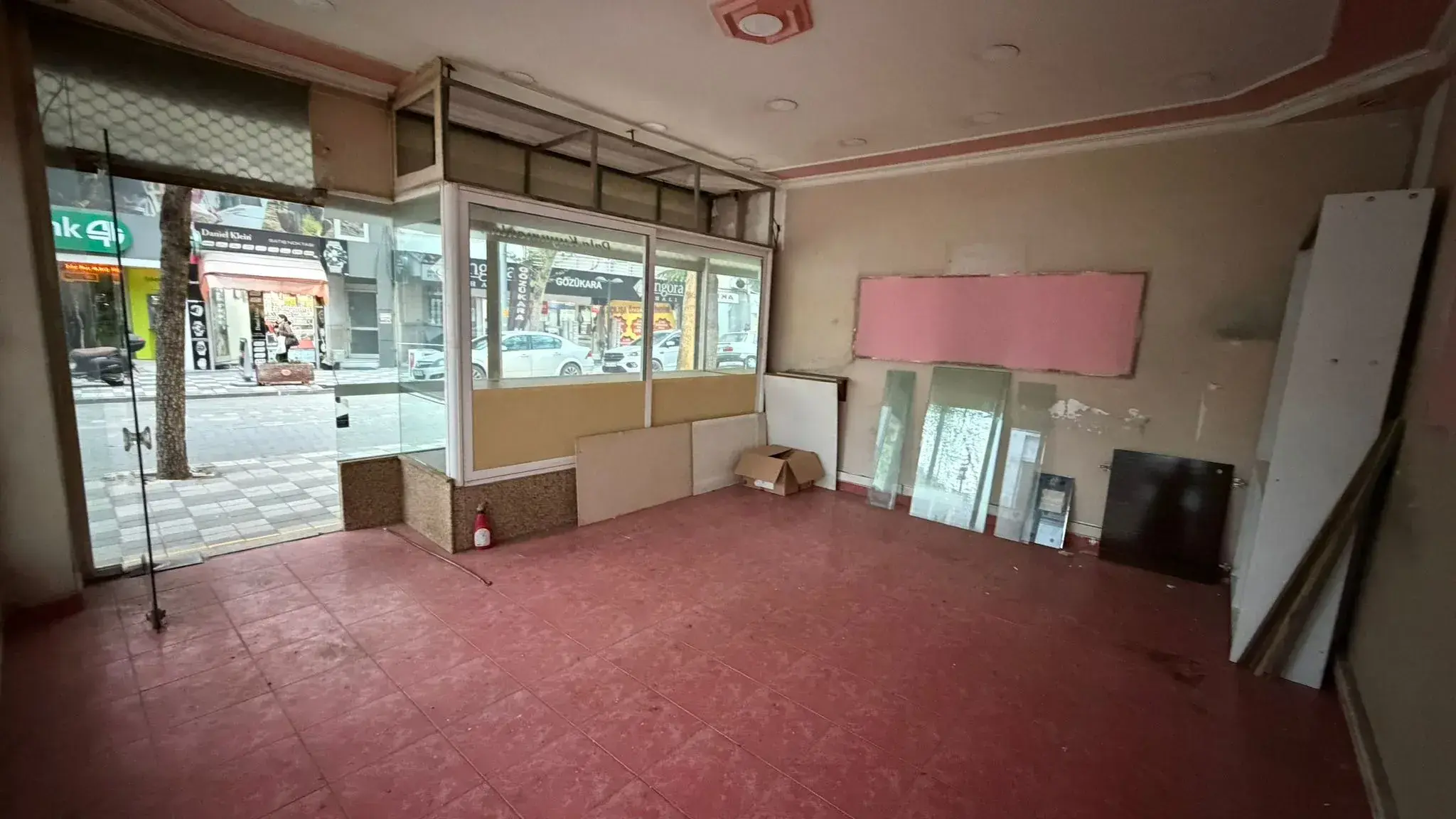 HÜRRİYET BULVARI KUYUMCULAR SOKAĞINDA KİRALIK DÜKKAN