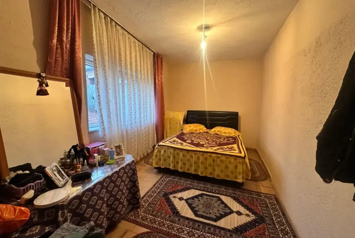 YENİ PAZAR YERİ ÜZERNDE SATILIK MÜSTAKİL EV