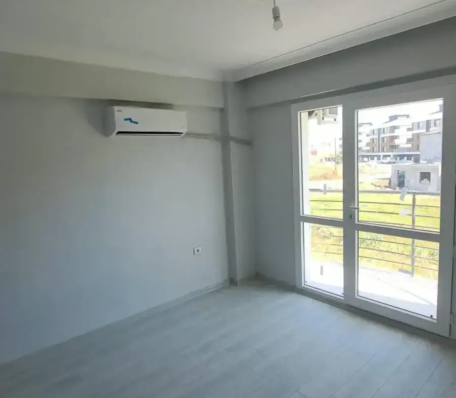 TURGUTALP MAHALLESİNDE SATILIK YATIRIMLIK DAİRE
