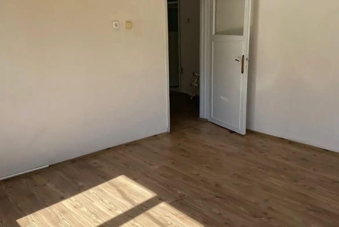 HÜRRİYET MAHALLESİ ESKİ KAMYON GARAJI CİVARI SATILIK DAİRE