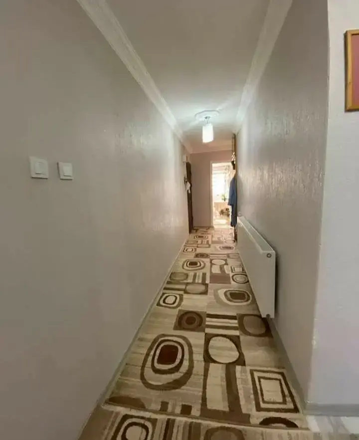 TURGUTALP MAHALLESİ HELVACI DURAĞI CİVARINDA SATILIK DAİRE
