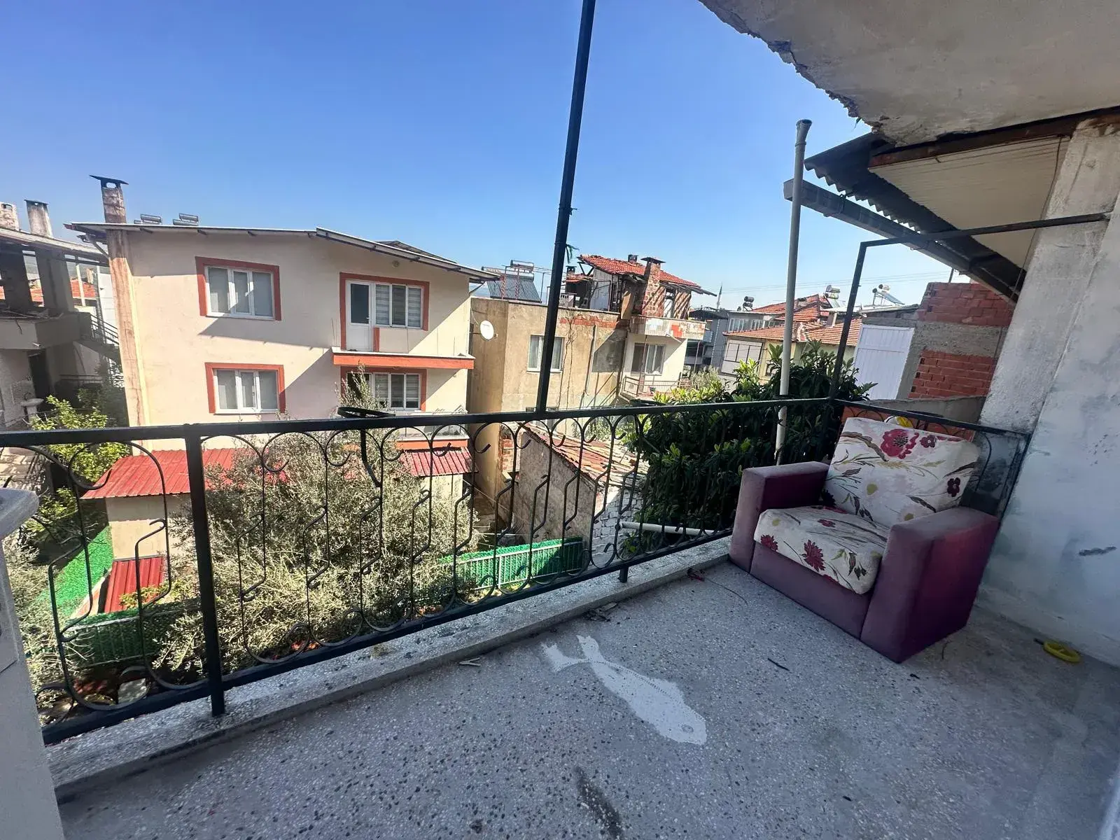 KOĞUKDERE 'DE SATILIK 4 KATLI MÜSTAKİL BİNA