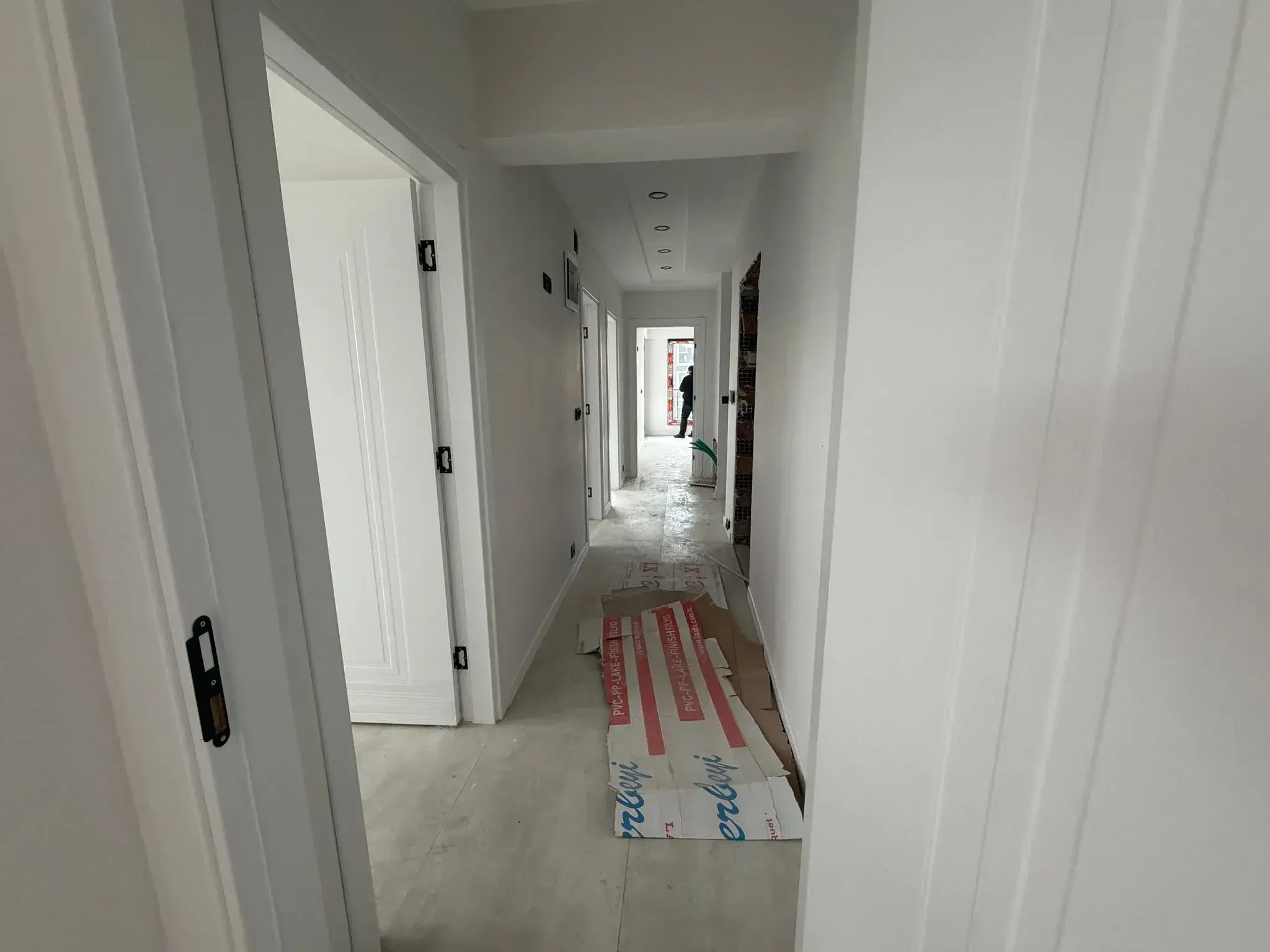 ADNAN MENDERES CADDESİ ÜZERİNDE SATILIK DAİRE