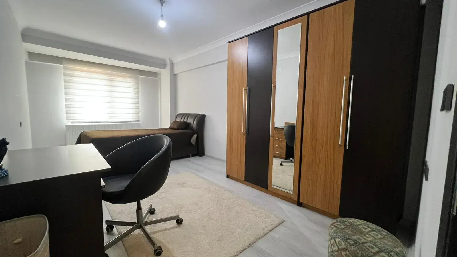 MERKEZDE EŞYALI KİRALIK DAİRE