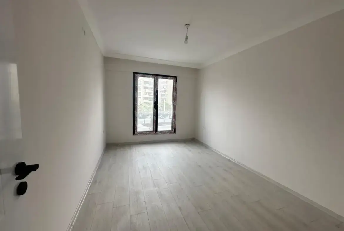 TURGUTALP MAHALLESİ BARIŞMANÇO KAVŞAĞINDA SATILIK DAİRE