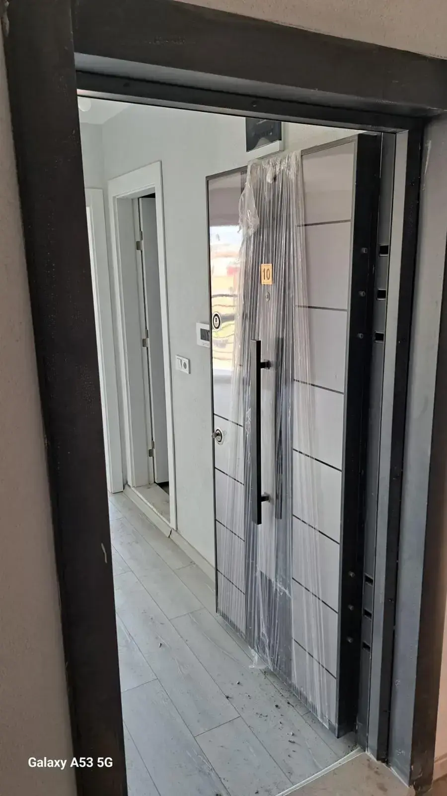 TURGUTALP MAHALLESİNDE SATILIK YATIRIMLIK DAİRE