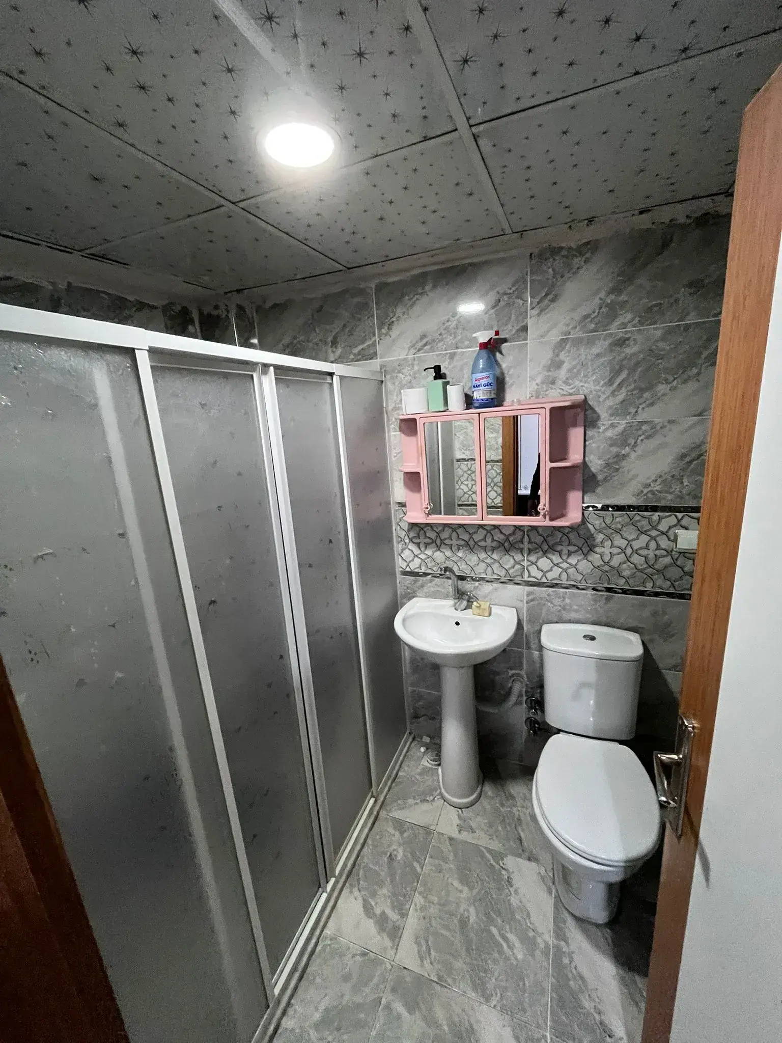 SOMA PAZAR YERİ ÜZERİNDE EŞYALI KİRALIK DAİRE