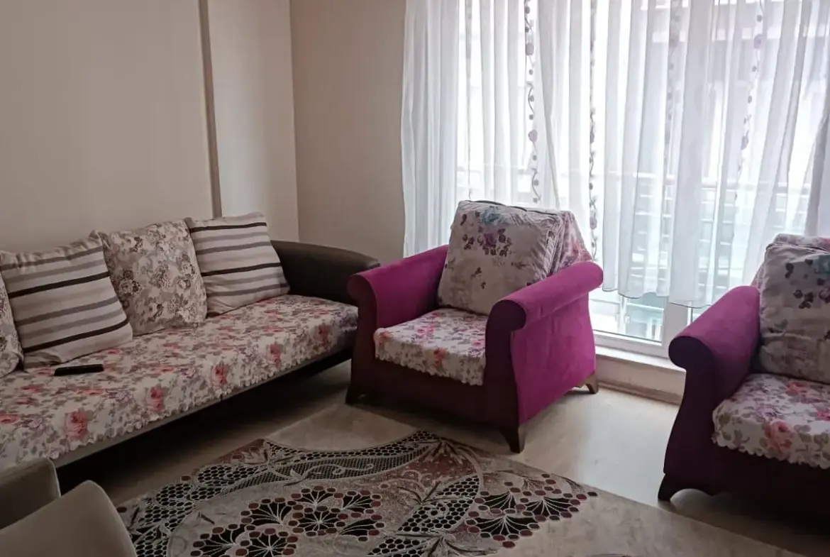 CUMA PAZARI CİVARI EŞYALI KİRALIK DAİRE