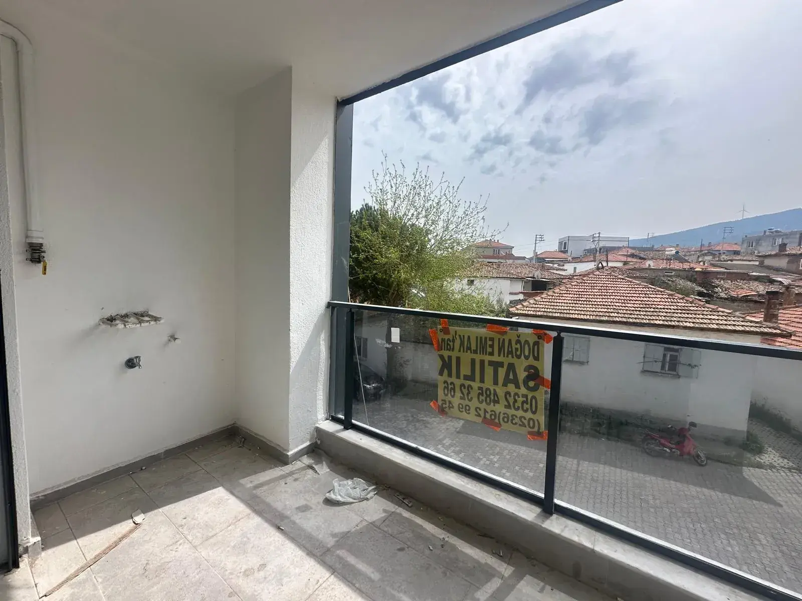 İZMİR KINIK'DA SATILIK SIFIR DAİRE