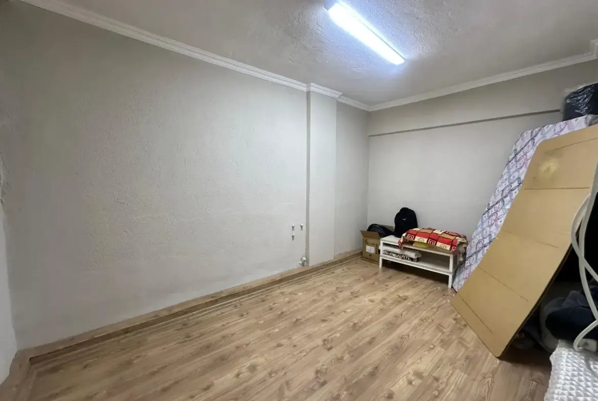 TURGUTALP HELVACI DURAĞI CİVARI SATILIK DAİRE