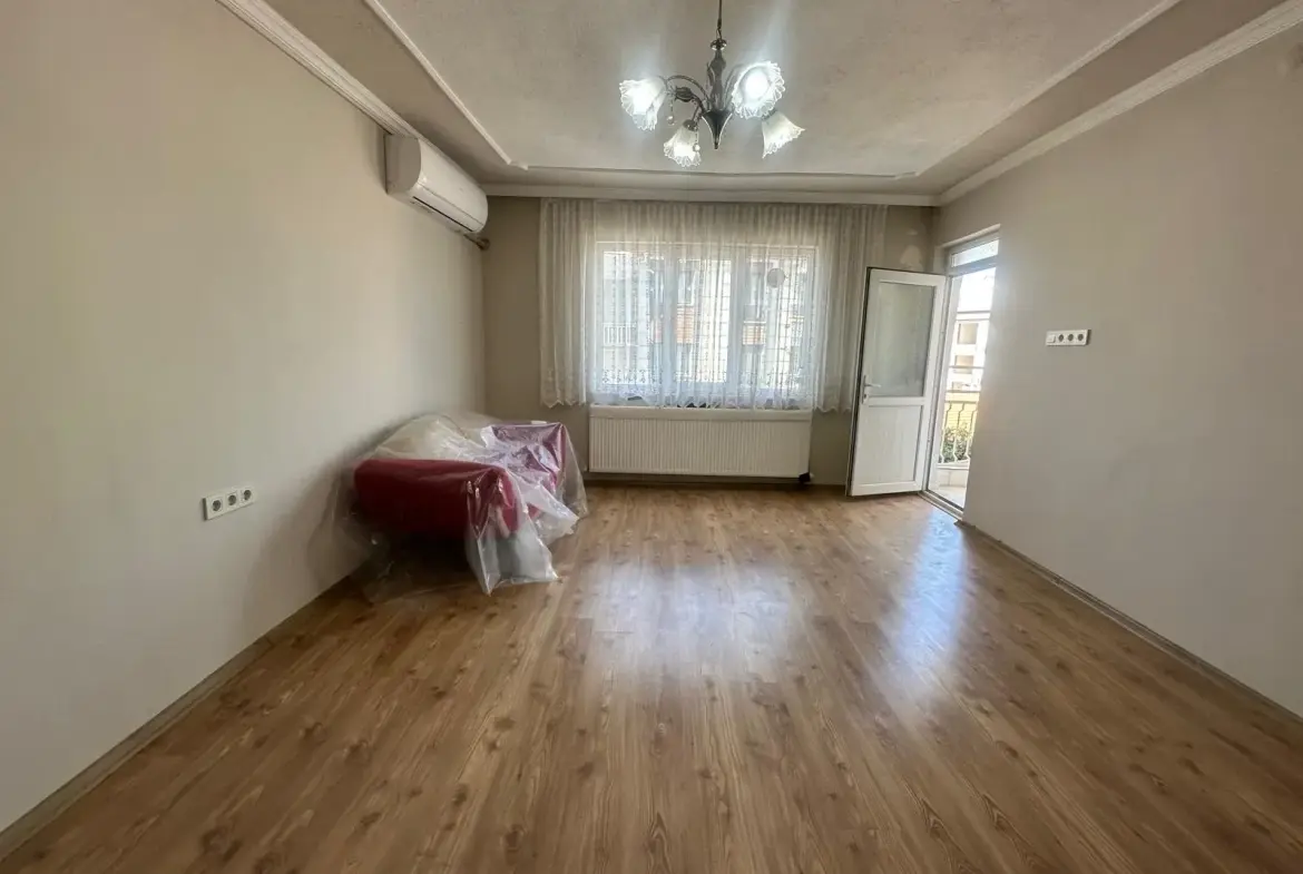 TURGUTALP HELVACI DURAĞI CİVARI SATILIK DAİRE