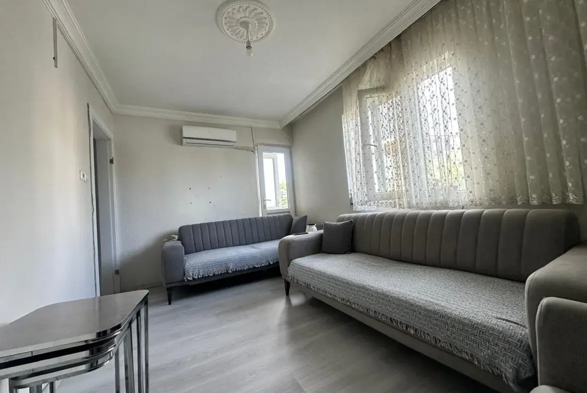 ESKİ POLİS KARAKOLU ALTINDA SATILIK DAİRE