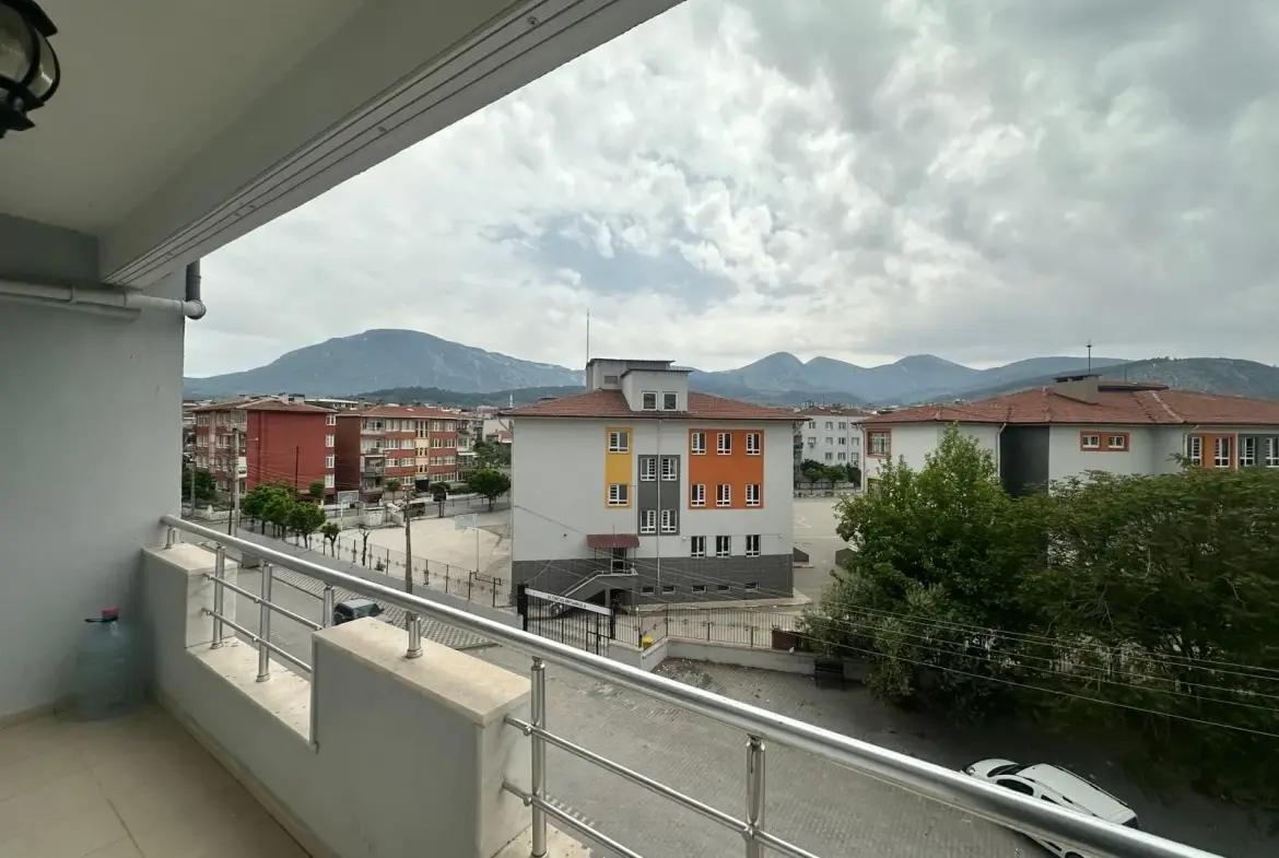 KURTULUŞ MAHALLESİ ALTINTAŞ OKULU KARŞISI SATILIK DUBLEKS