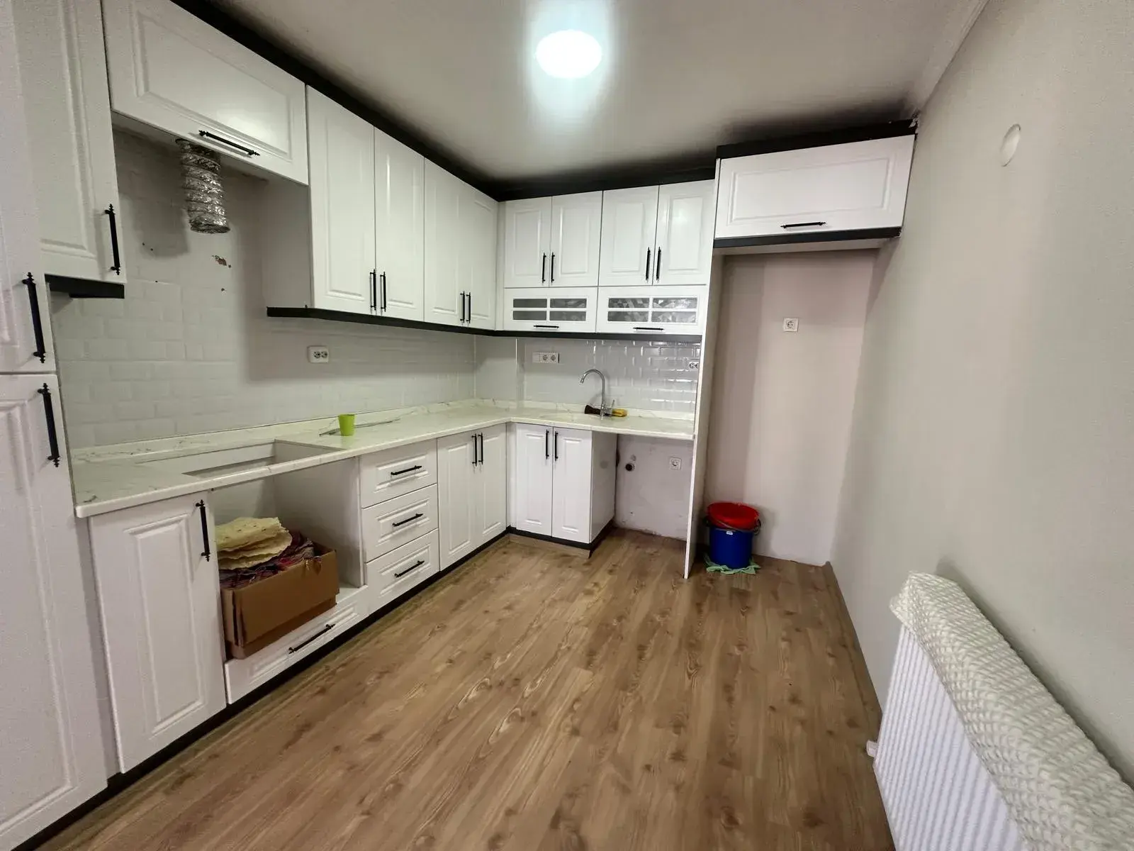 TURGUTALP HELVACI DURAĞI CİVARI SATILIK DAİRE