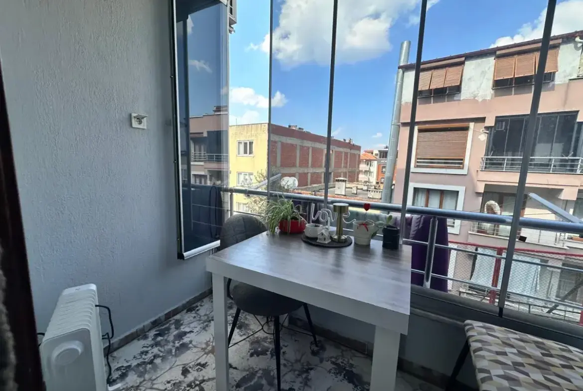 FAİK USTA MEVKİNDE ERENLER CAMİ CİVARI SATILIK DAİRE