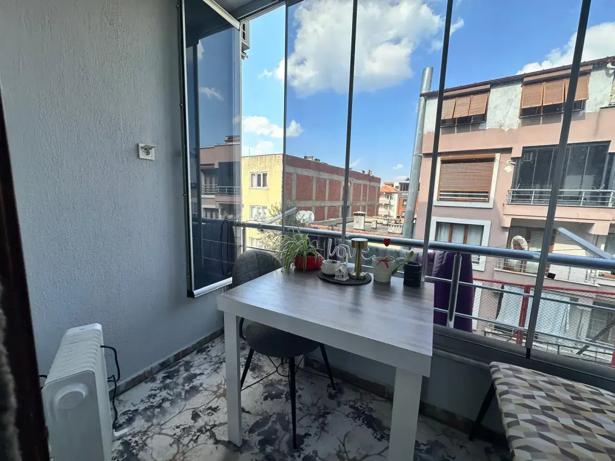 FAİK USTA MEVKİNDE ERENLER CAMİ CİVARI SATILIK DAİRE
