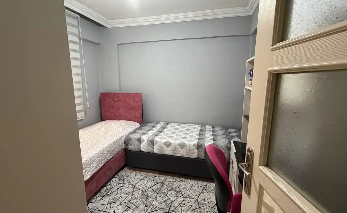 TURGUTALP MAHALLESİ ZORLU TİCARET ÜZERİ SATILIK 2+1 DAİRE